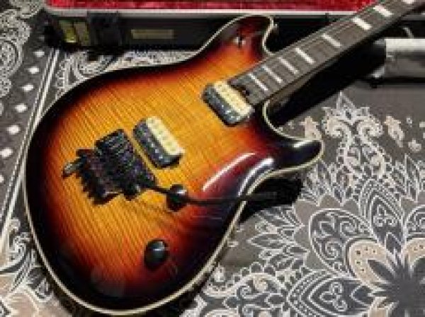 画像3: EVH EVH Wolfgang "5A" Flamed Maple Top 3-Color Sunburst (3)
