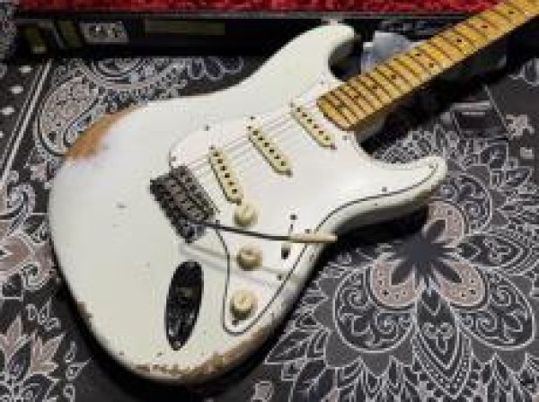 画像2: Fender Custom Shop '69 Stratocaster Heavy Relic / Olympic White (2)