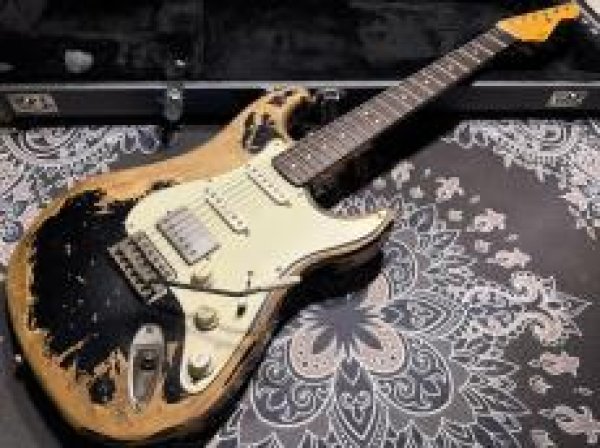 画像2: LsL Instruments Super Custom Saticoy Classic S Style SSH / Age & Rub Through / Aging Black (2)