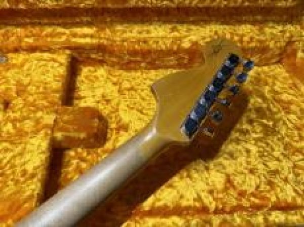 画像9: Fender Custom Shop '69 Stratocaster Heavy Relic / Vintage White (9)