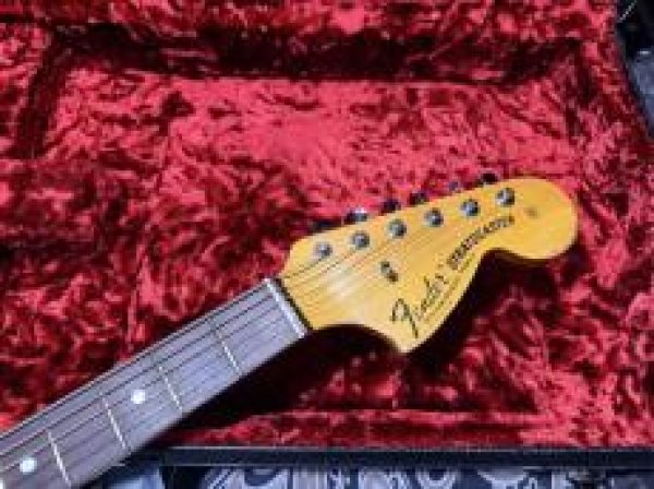 画像5: Fender Custom Shop 1969 S-S-H Stratocaster Heavy Relic Black (5)