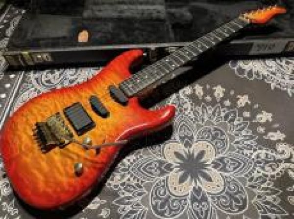 画像2: Valley Arts Valley Arts Custom Pro USA '93 / Fire Burst (2)