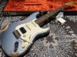 画像2: Fender Custom Shop '69 Stratocaster S-S-H Heavy Relic / Ice Blue Metallic (2)