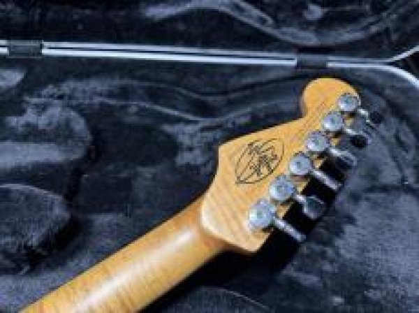画像9: Charvel USA Custom Shop GUTHRIE GOVAN Sig HSH Flame Maple (9)