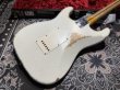 画像4: Fender Custom Shop '69 Stratocaster Heavy Relic / Olympic White (4)