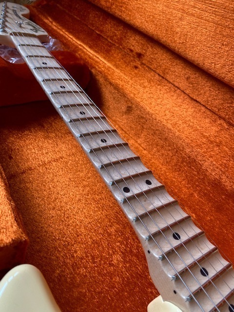 Fender USA Yngwie Malmsteen Stratocaster Vintage White / Maple