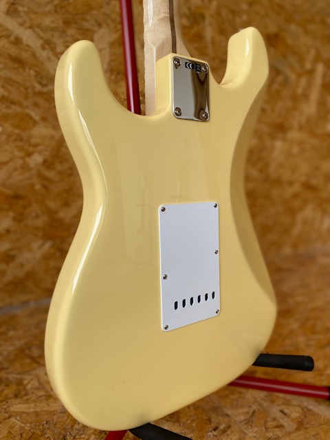 Fender USA Yngwie Malmsteen Stratocaster Vintage White / Maple