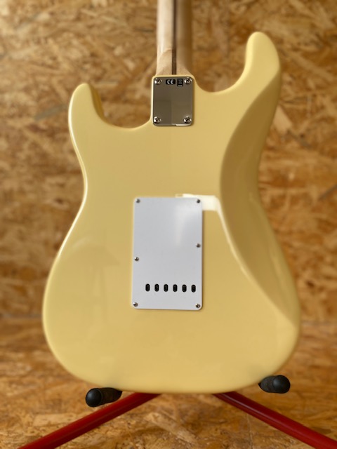 Fender USA Yngwie Malmsteen Stratocaster Vintage White / Maple
